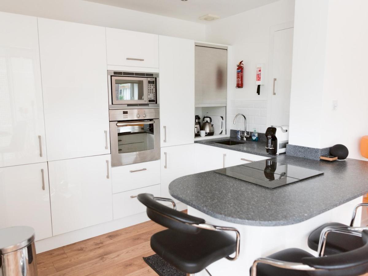 Pass The Keys Stylish 2Bed Rental Unit Glasgow Green Exterior foto